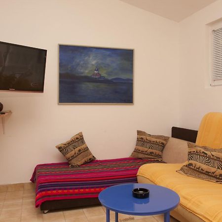 Apartment Mediteraneo Макарска Стая снимка