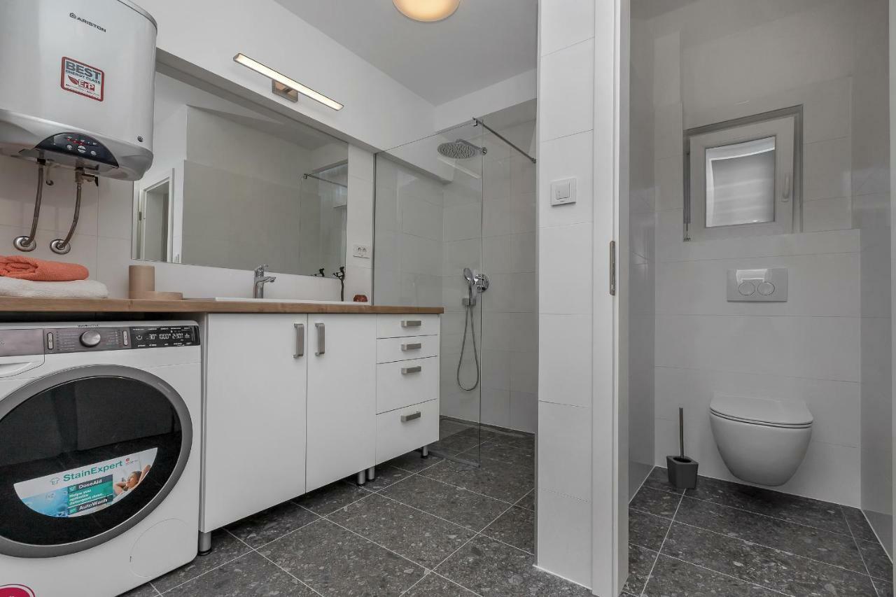 Apartment Mediteraneo Макарска Екстериор снимка
